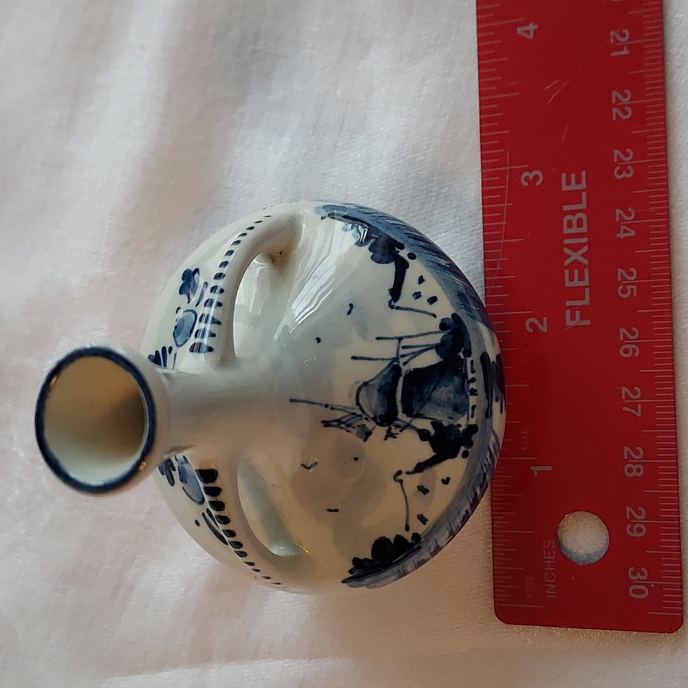 Vintage Delft Blue Bud Vase Signed/Numbered - Picture 6 of 7